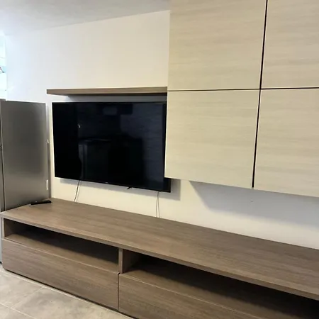 Domus Adele フィウミチーノ